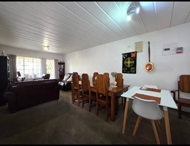 2 BEDROOM APARTMENT FOR SALE IN EDEN GLEN